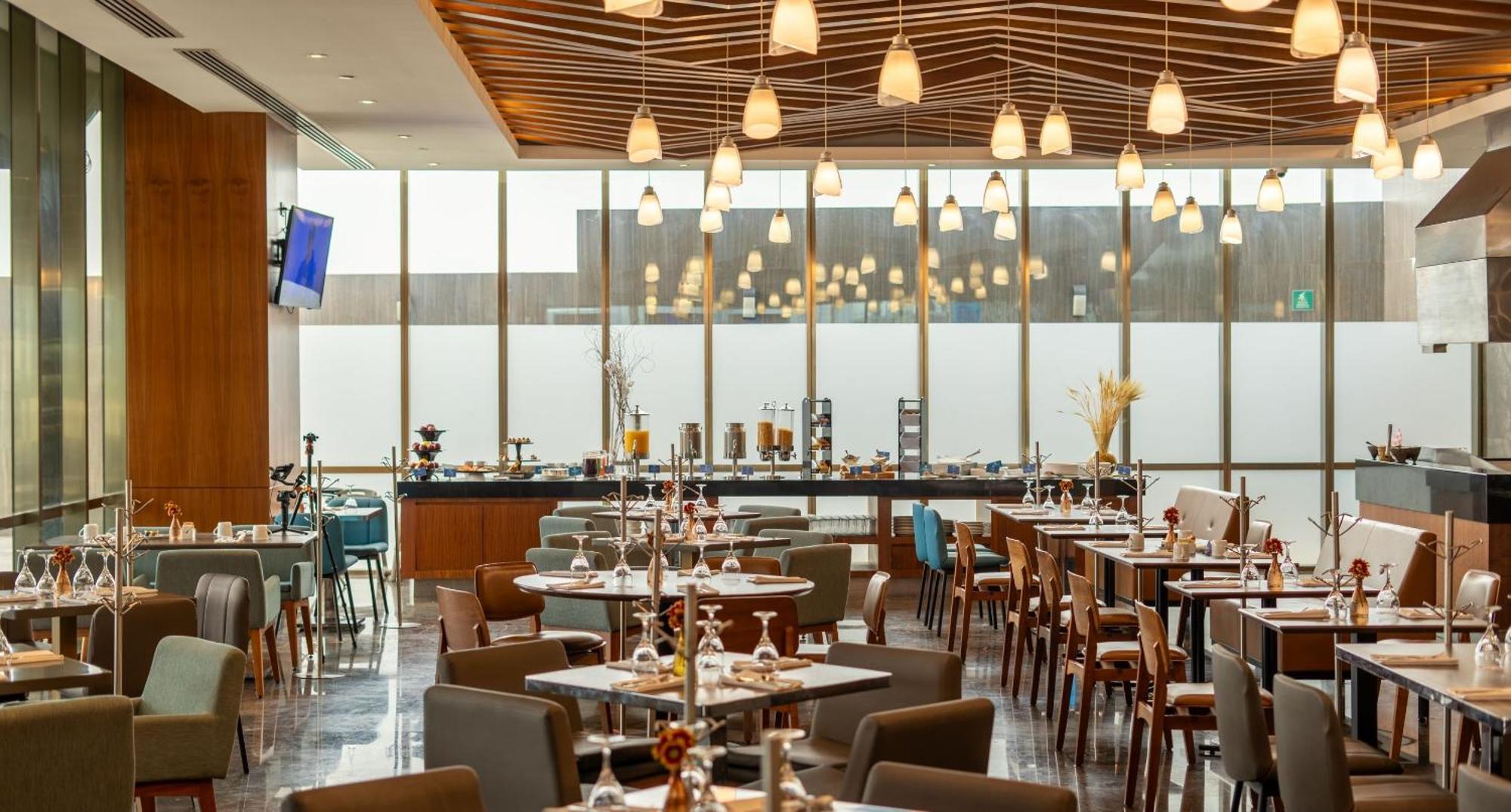 מלון San Pedro Garza Garcia Camino Real Fashion Drive Monterrey מראה חיצוני תמונה The lounge at the airport