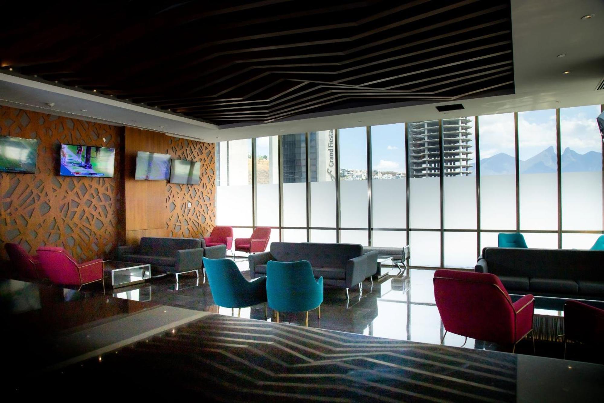 מלון San Pedro Garza Garcia Camino Real Fashion Drive Monterrey מראה חיצוני תמונה The airport's VIP lounge