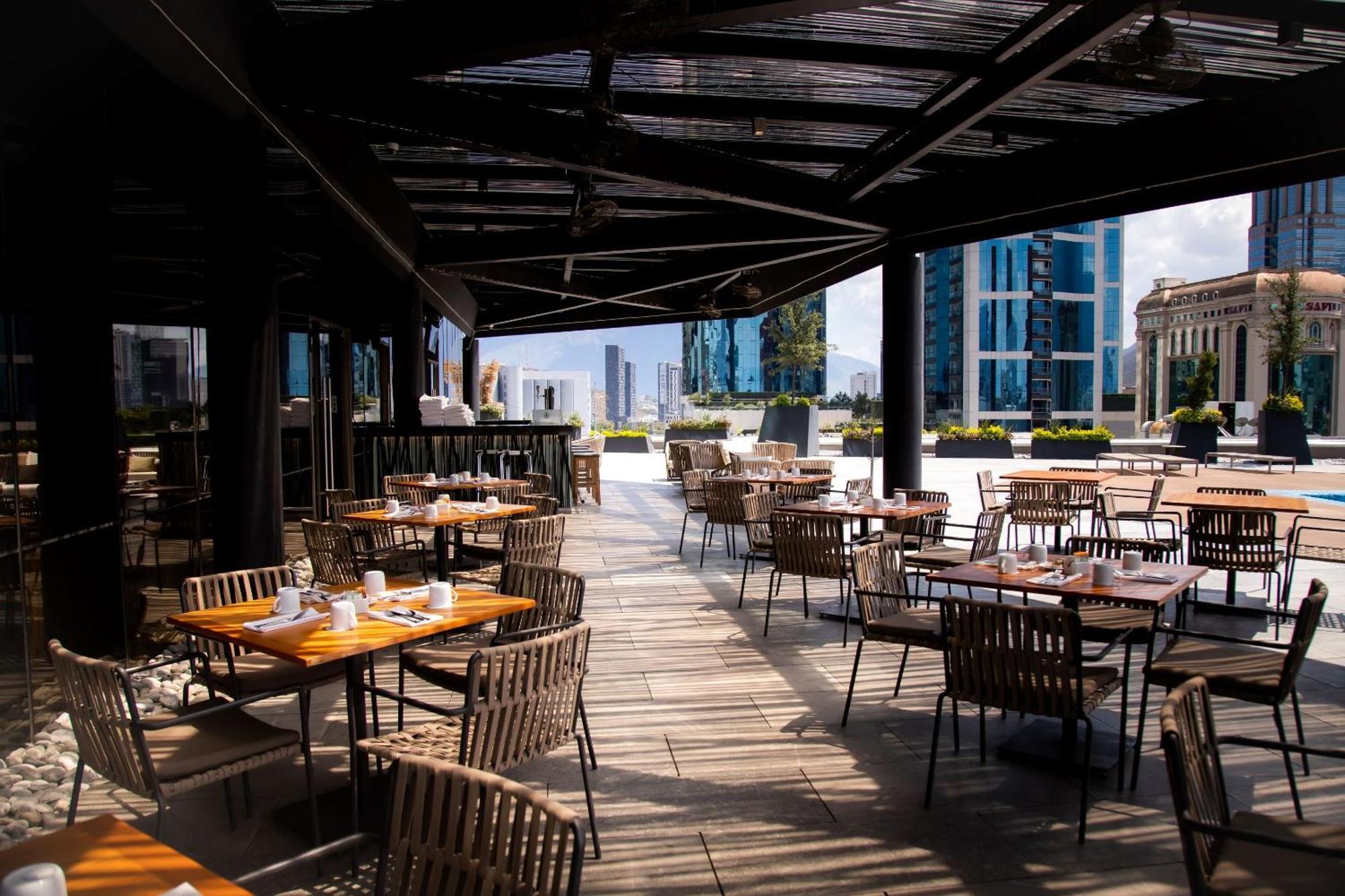 מלון San Pedro Garza Garcia Camino Real Fashion Drive Monterrey מראה חיצוני תמונה The Sky Bar